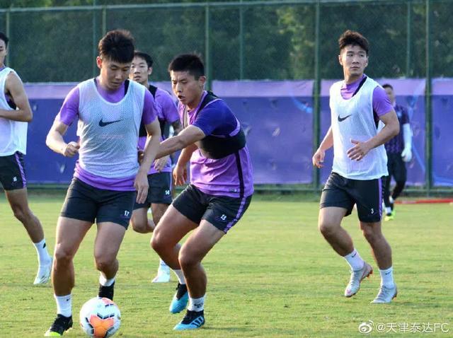 天津泰达阵容变动频繁，面临团队配合问题